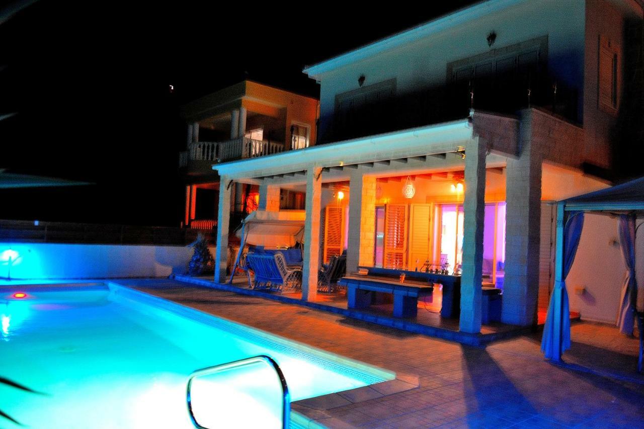 Villa Ocean Breeze Péja Eksteriør bilde